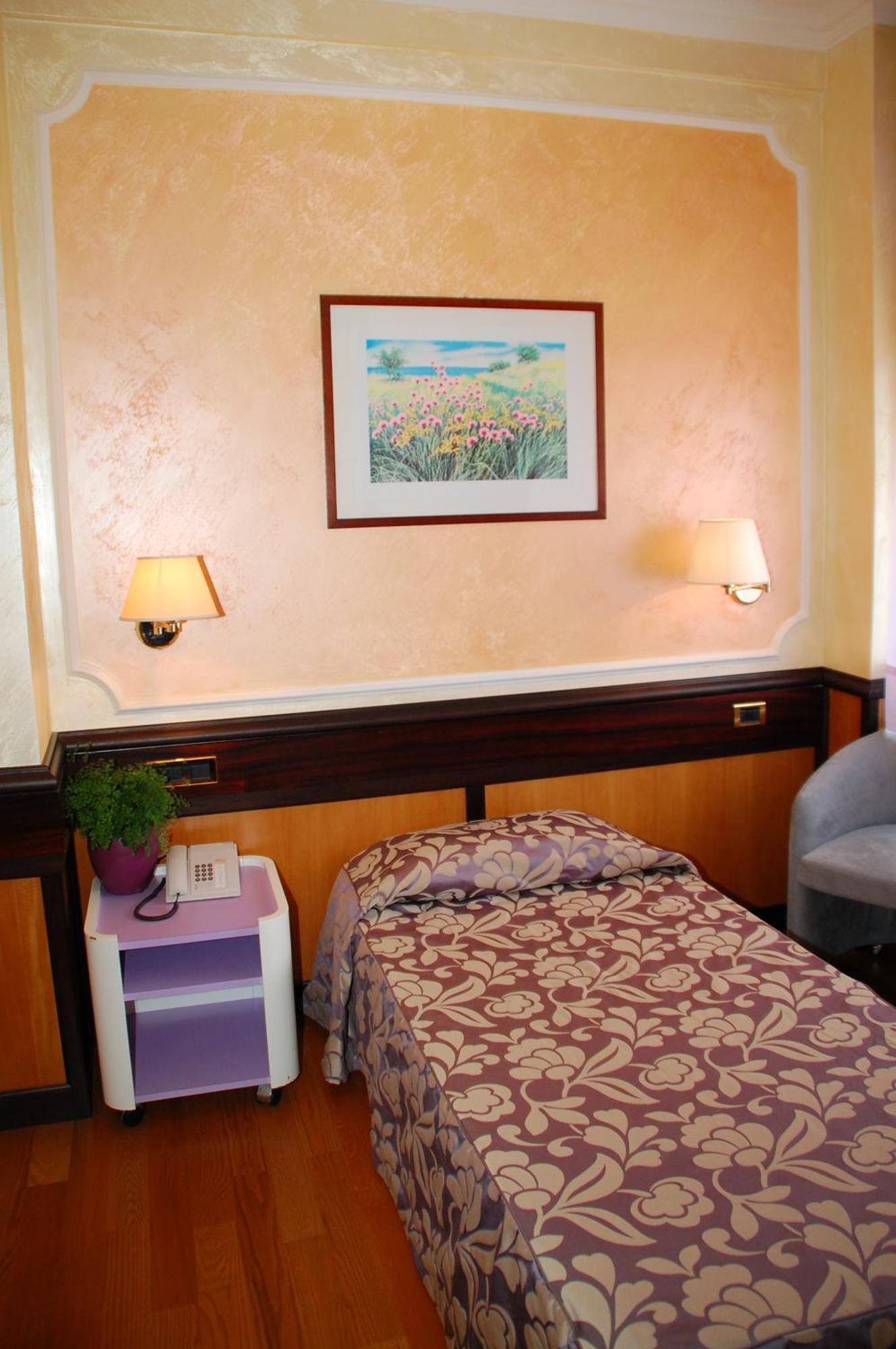 Benny Hotel Catanzaro Extérieur photo