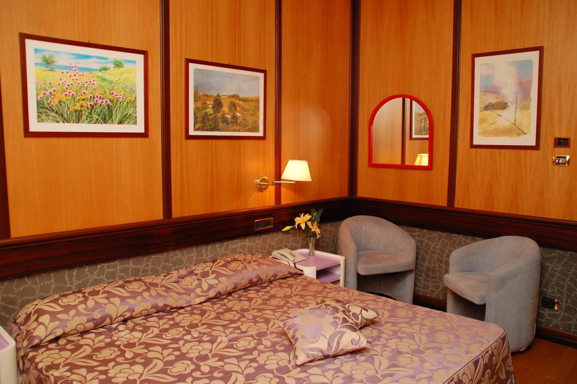 Benny Hotel Catanzaro Extérieur photo