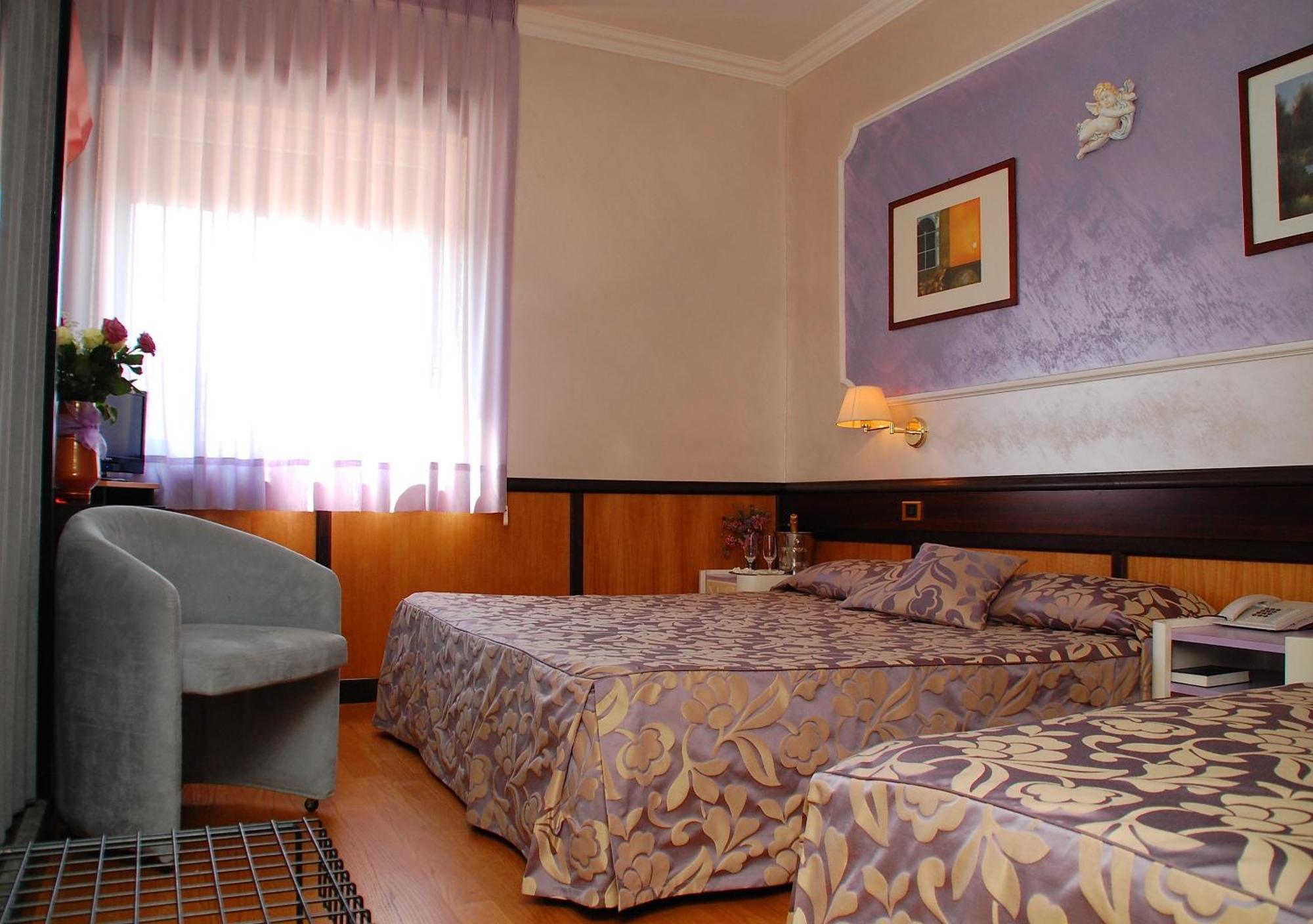 Benny Hotel Catanzaro Extérieur photo